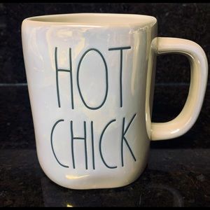 RAE DUNN-Iridescent Mug “Hot Chick”
